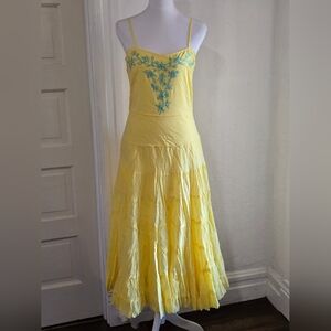 NEW Chaudry Yellow Floral-Embroidered Dress